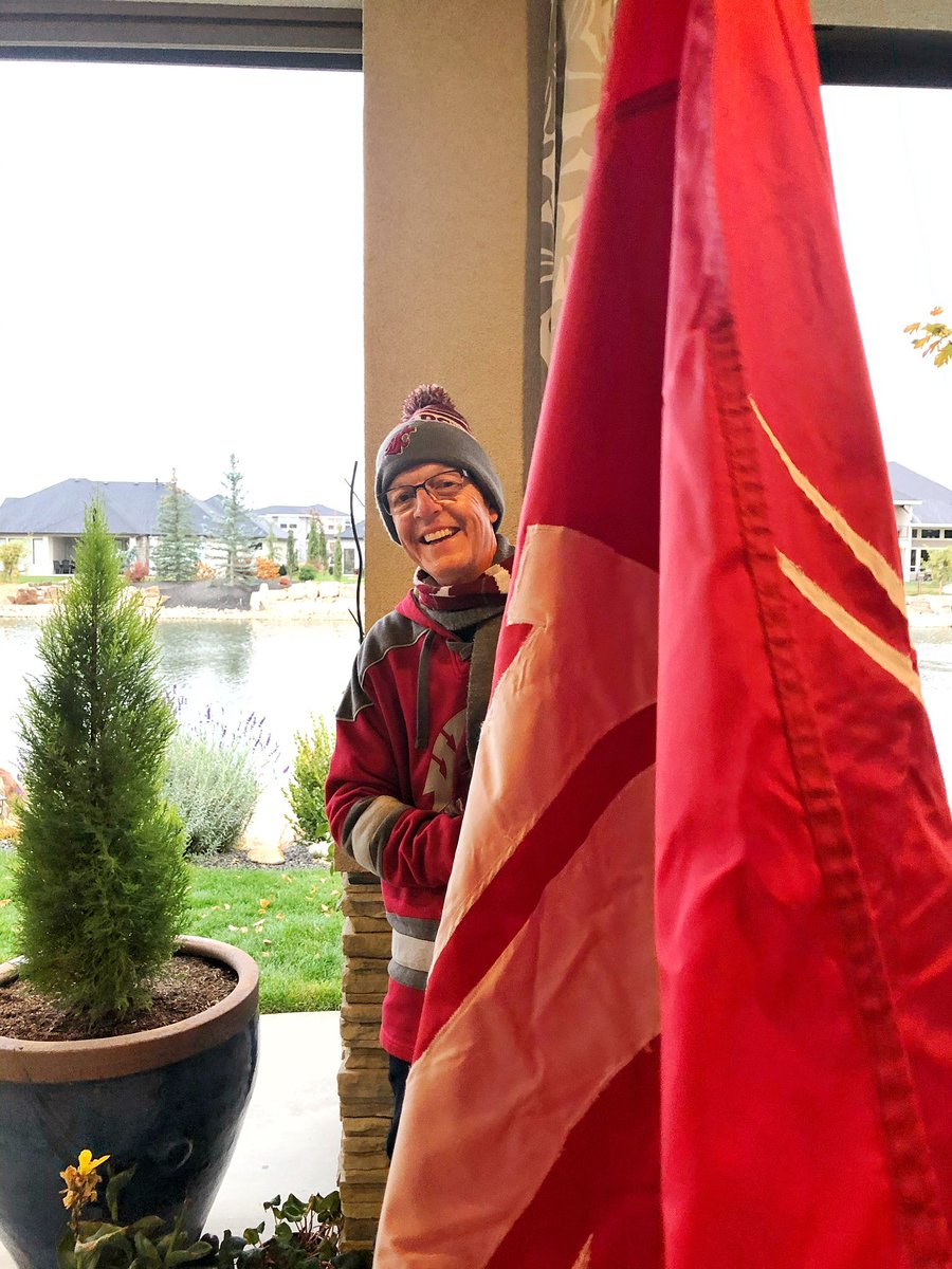 KiraBottles's tweet photo. Calling all Cougs! ❤️🐾

On Oct. 3, Team Captain Kirk is walking to #EndAlz in honor of my dad. The Alzheimer’s Association has funded research at WSU in the past, and we hope that support continues. Help us keep research moving forward: #gocougs https://t.co/3yiG2vxY89 https://t.co/JlM3NfuYCz