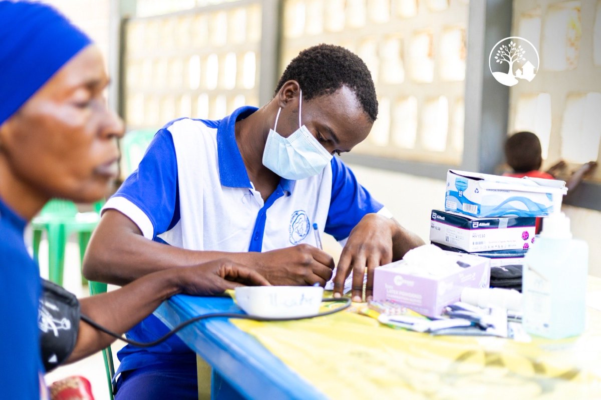 BamutakuddeV's tweet photo. Strong communities are not built for people. They are built with people.
In Bamutakudde, local leadership, residents and Herona Community Hospital are coming together around one simple goal: making essential healthcare more accessible.
#HeronaCommunityHospital #Bamutakudde https://t.co/T843xGqs2g