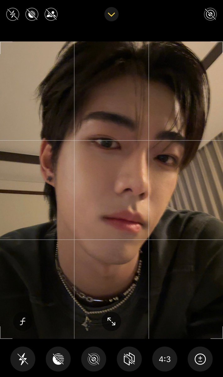 chaeuyuet's tweet photo. Fragments of the day. https://t.co/Dz3qkypX5e