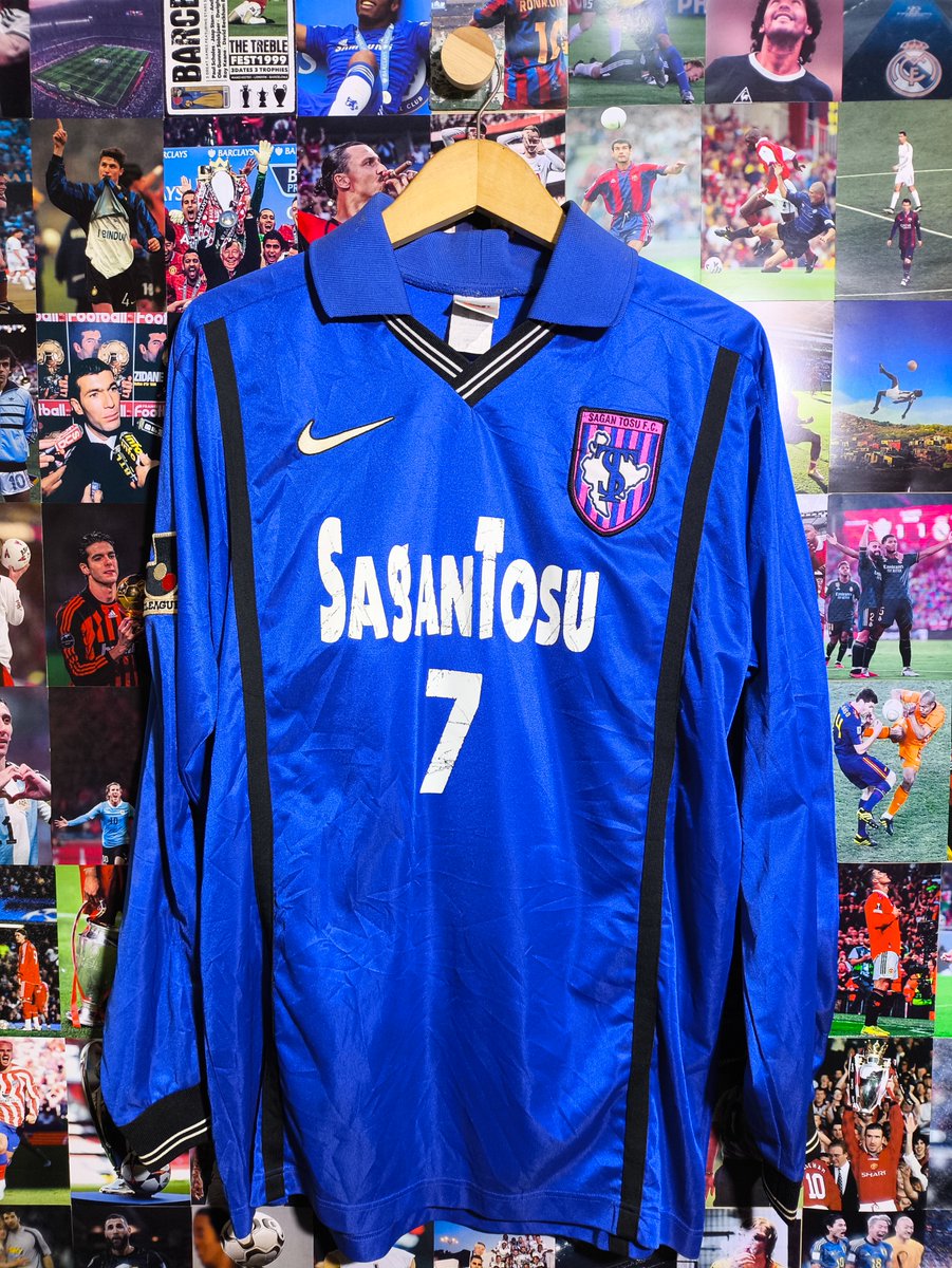 lelanglawas's tweet photo. Detail #LawasMalamMinggu - Sabtu, 19 September 2026
#Lawas8
Sagan Tosu 1999-2000 Home L/S
#7 OMI SATO
Size 2XL (76x56cm)
ALL ORI
Sponsor Ori (crack)
Nomor Ori (crack)
Noda
Excellent https://t.co/kczFGhBbqi