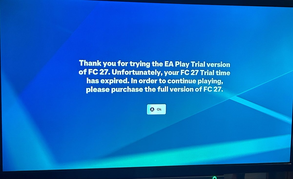Morganjoyce205's tweet photo. @EASFCDirect @EAPlay @EASPORTSFC @EA The 10 hour EA Play trial still doesn’t work after it was meant to be released on Friday at 5am. It is 41 hours later and you still haven’t fixed it https://t.co/ugc8pksr8B