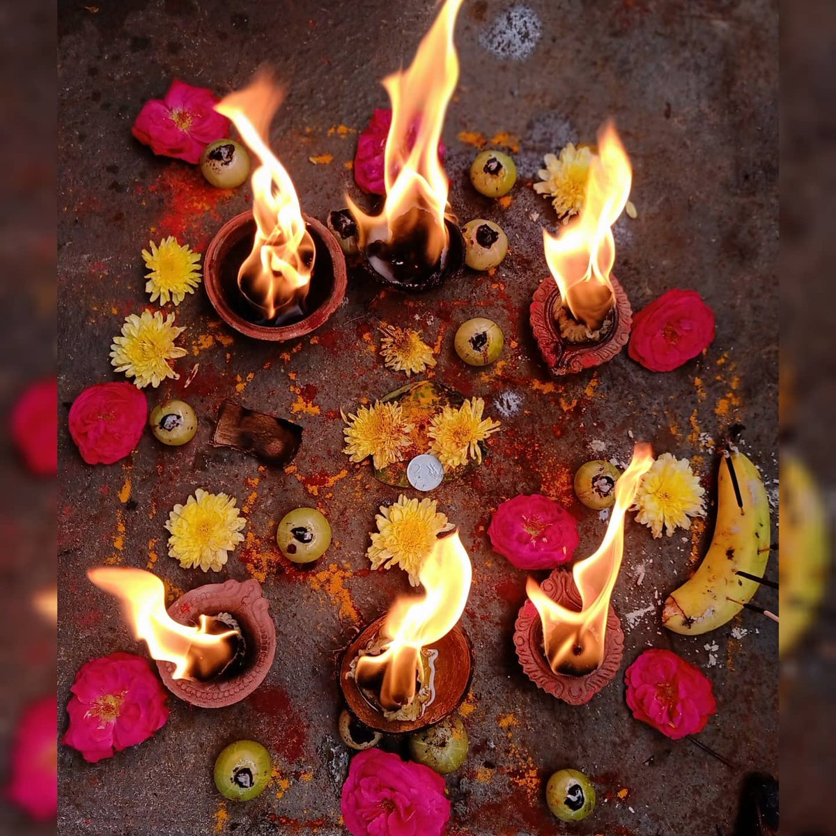 KatherinLums's tweet photo. Karthika Pournami

Sugandhi Kotamarthi, Leela Amulyak, and Murthy KVSSN 💛 https://t.co/YrbS07GlxF