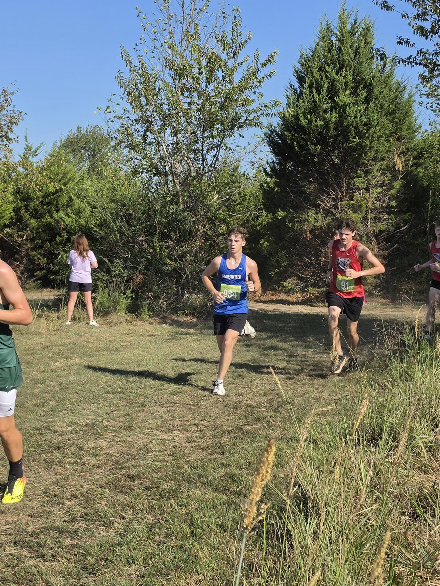 MarshfieldXC's tweet photo. Super proud of how our team has managed crazy temps the last couple of weeks! Here are results from a warm Missouri Southern Stampede. #MIM @MarshfieldActi1 @MfieldMail https://t.co/LjCBbKBugm