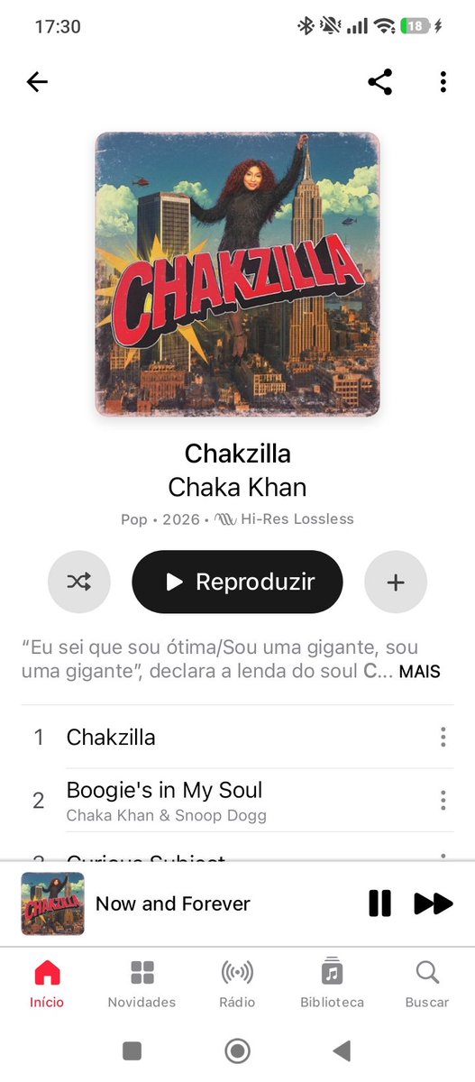EcleticBoy's tweet photo. Estou ouvindo o álbum novo da Chaka Khan, gosto dela, mas tem muito autotune, essa mulher canta tanto, tem uma voz tão potente e poderosa que não tem necessidade de usar software para modificar a voz, nota 3,0 #Chakzilla #ChakaKhan https://t.co/Wm8hYi5w1N