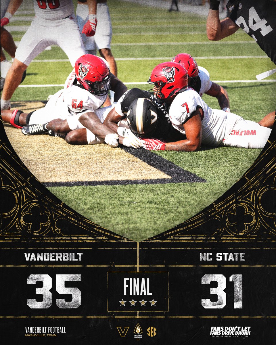 VandyFootball's tweet photo. DORES WIN!!! https://t.co/q24d7QFSJt