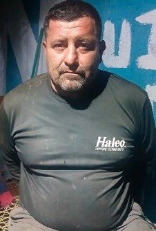 DiarioDigitalSV's tweet photo. #Seguridad || Durante registros con prevención de allanamiento en dos viviendas del barrio Concepción, Citalá, Chalatenango Norte, la @PNCSV capturó a dos sujetos vinculados con drogas. https://t.co/1T22Eb4g8B