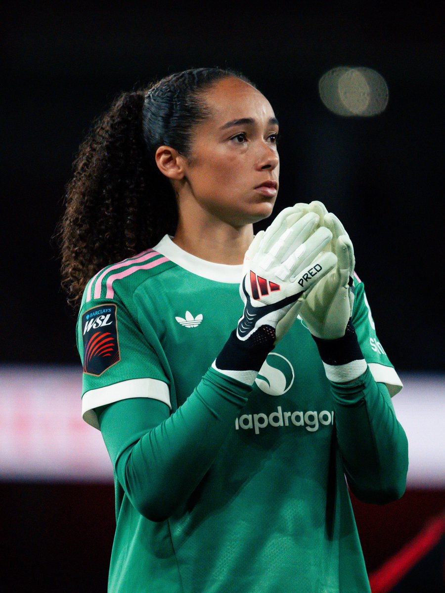 ManUtdWomen's tweet photo. That was more like it, but there's so much more to come from this group.

See you on Wednesday 🫡📲 https://t.co/DLhKbLVJou https://t.co/Q0TjPffNN4