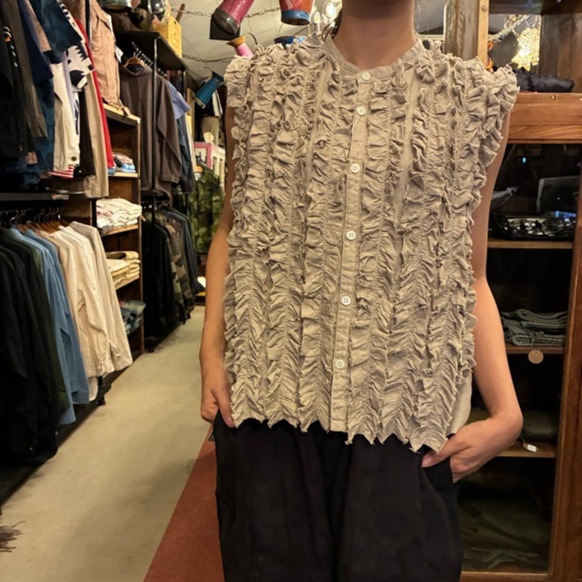 DarlaHalbrme's tweet photo. LINEN &amp; RUFFLES

Soft French linen meets bold ruffles for an effortlessly elegant look. Perfect with denim, wide-leg pants, or layered over a tee. Find your favorite style! https://t.co/4vUxf3gKfB