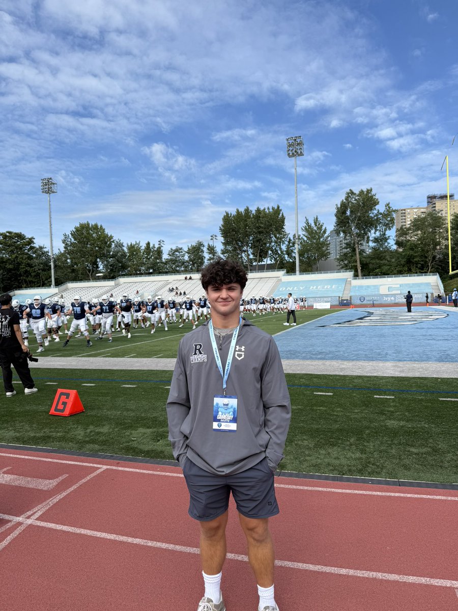 john_gioia9's tweet photo. Had a great time up at Columbia University today! Thank you @Coach_Butler_ again for the invite. Glad I got to talk and meet some new coaches and get too see what Columbia is all about!!! @Coach_Poppe @CoachT_82 
@coachryan04 https://t.co/EdszvSSpQF