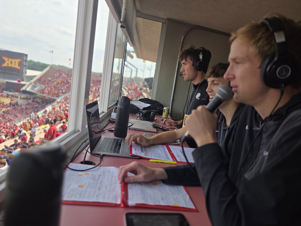 jwslick11's tweet photo. Iowa State led by Aiden Flora and the special teams makes it look easy winning 55-7 against Bowling Green today!

Iowa State looks to next week at home against a tough Utah team👀

Thanks to 88.5 KURE and Grenlee School/@TBMo14 for the opportunity to commentate the game! https://t.co/DjRT9Gg7UR