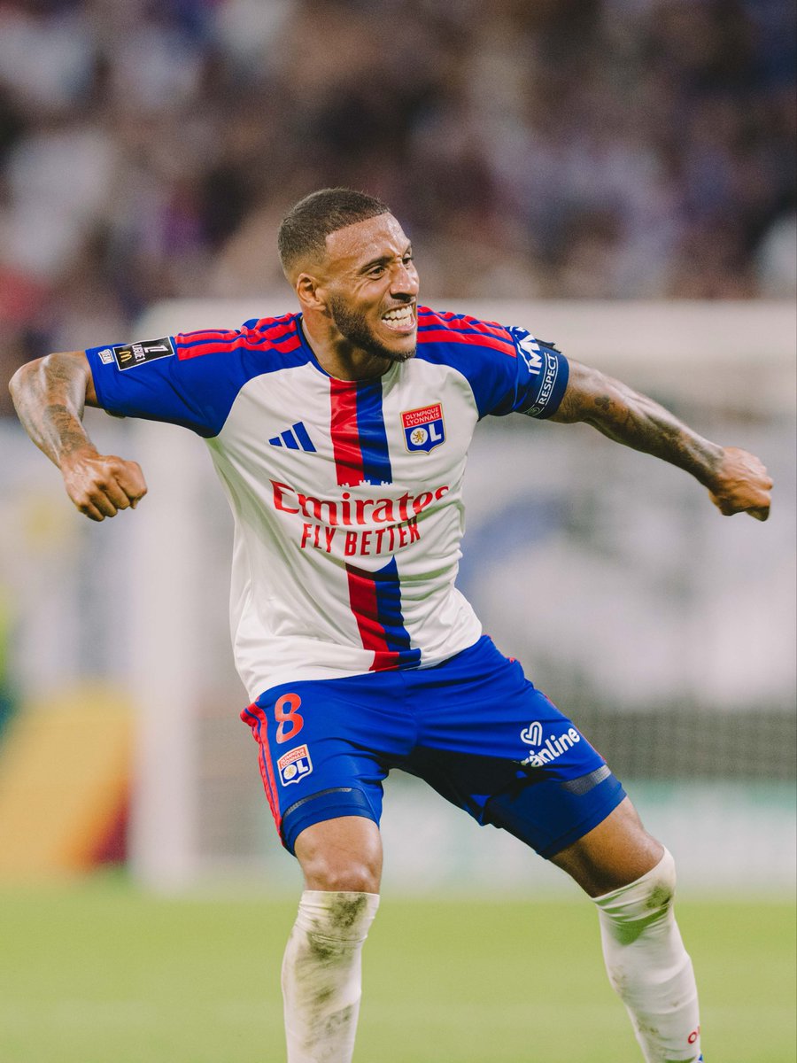 OL's tweet photo. La rage du capitaine 🦁💪

4-0 #OLSRFC https://t.co/I947x9bEOd