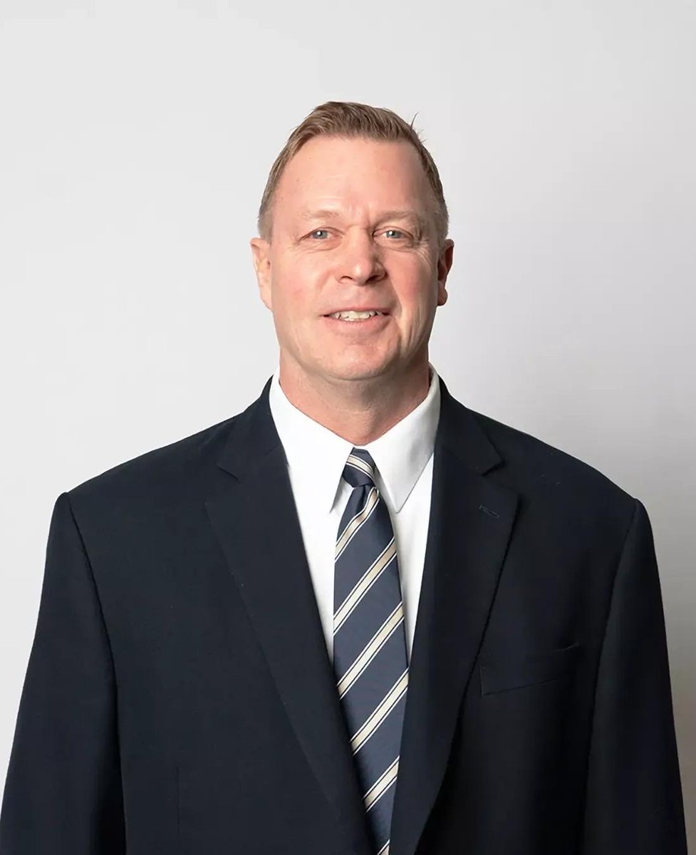 youngbloodaggie's tweet photo. Dear @Ch_JesusChrist as you ponder mission presidents for next summer’s batch I want to make sure you are aware of a true leader of men (and I’m sure women). His name is Brother Mendenhall and it’s time for him to retire from whatever his day job is and serve. Pic for reference. https://t.co/a7dFacvRd3
