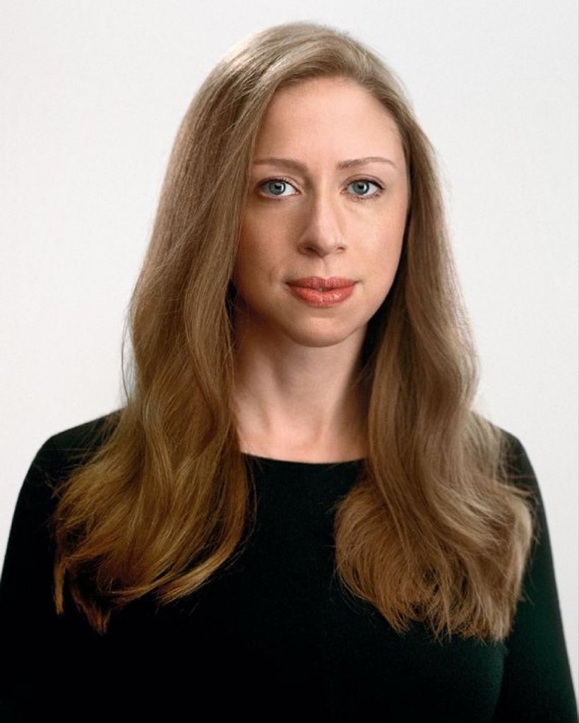 DeepLeaksHQ's tweet photo. 🔥 EXPOSED: Doge uncovered that USAID funneled $84 million in Haiti relief funds to Chelsea Clinton—and guess what?

 🤔$3 million went to her wedding
👀$10 million bought a luxury mansion

Meanwhile, Haiti got next to nothing. Who else is sick of this corruption? 🤬 https://t.co/B59PNUFcw4