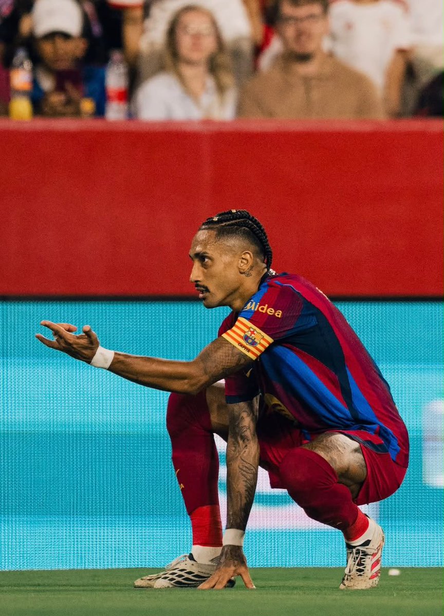 HorpizzyMoore's tweet photo. My captain 👑🏆 https://t.co/hLrNsQNgwB