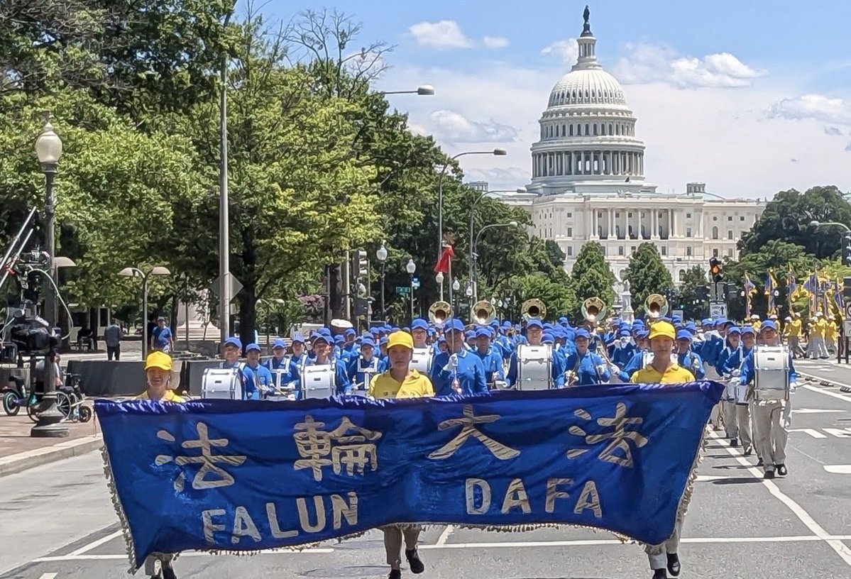 FlDf19990720's tweet photo. 法輪大法好，真善忍好！ https://t.co/eH75PtTfQy