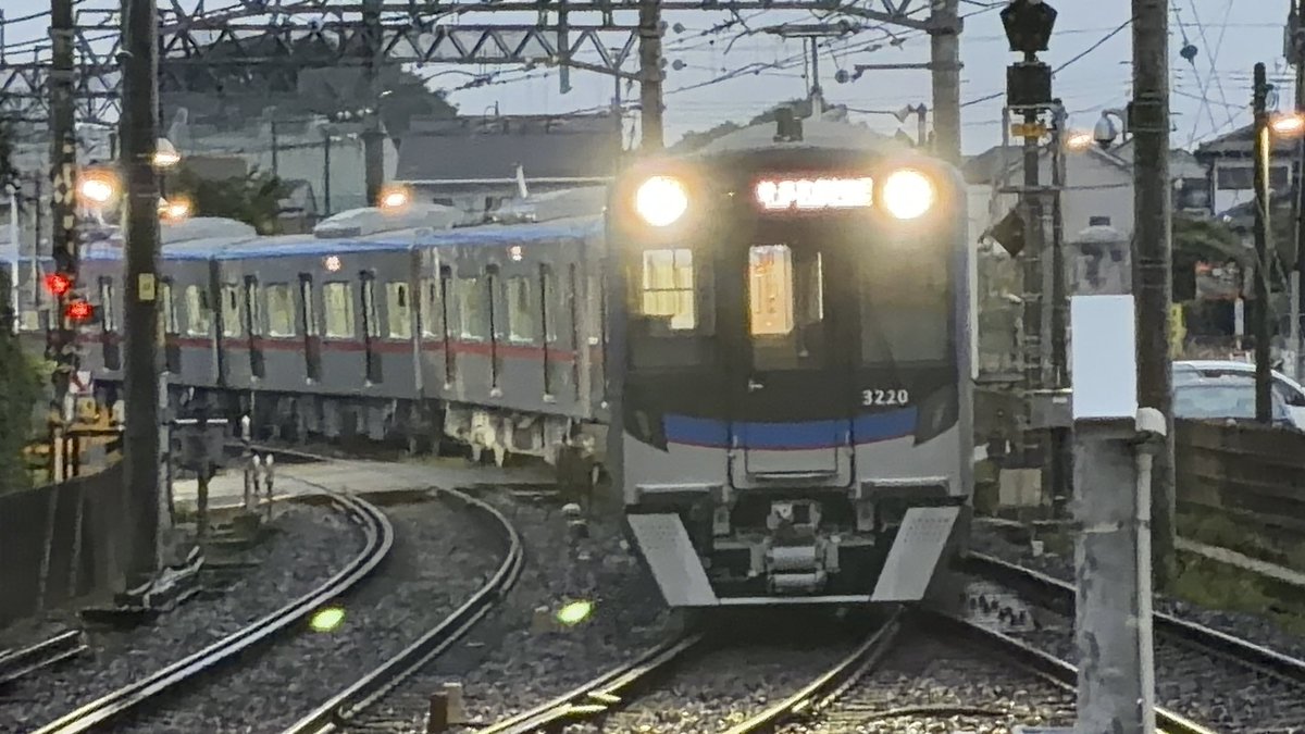 mochi_E2332000's tweet photo. 3200松戸線最初の営業は京成津田沼行き
507運用だから、一日中走るぞ！
 #京成電鉄
 #京成松戸線
 #3200形 https://t.co/nXx0cNKlxx