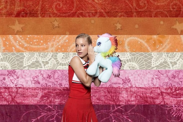 sglowsm's tweet photo. i was asked to make a lesbian version, so here’s a lesbian flag for lesbians who love brittany s pierce https://t.co/tkr2d0flri