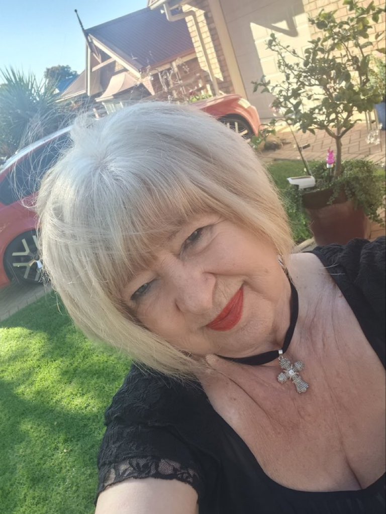 AakashP441992's tweet photo. Nephews wedding reception not bad old fart haha x https://t.co/Dha3Utth3R