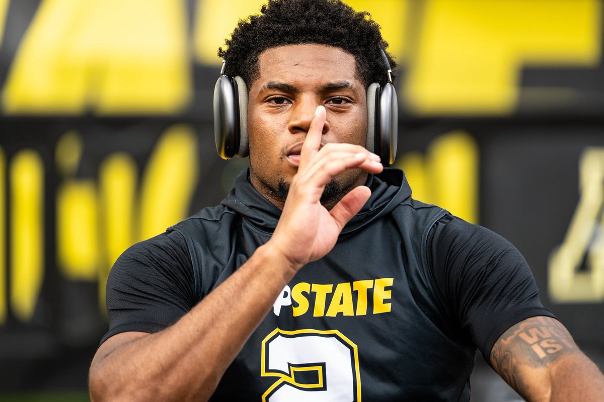 AppState_FB's tweet photo. Game Face: ON.
#GoApp #BeatUNCC https://t.co/gLaesw2Z7J