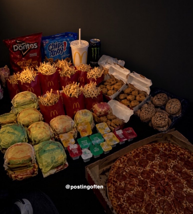 PostingOften's tweet photo. What do you call this? https://t.co/A51xGP2rY9