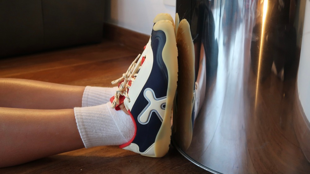 AldenKwitnnp2's tweet photo. The perfect blend of technology, comfort, and style. @thaisbinfare has already chosen hers. What about you? https://t.co/5dcoiDshJS
