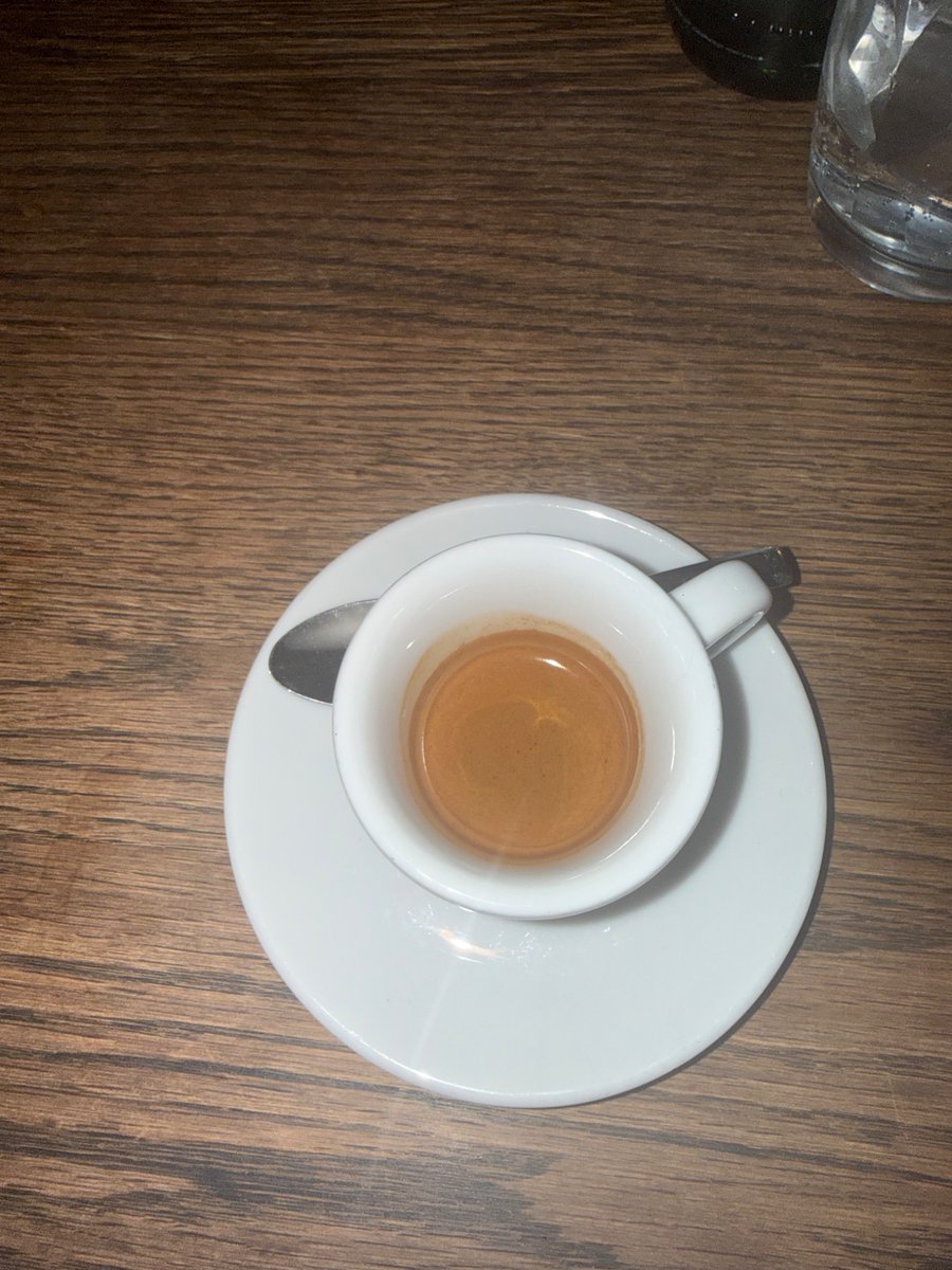 samoti93's tweet photo. Espressooooo um 22:51 https://t.co/2VF7ZFTqBJ