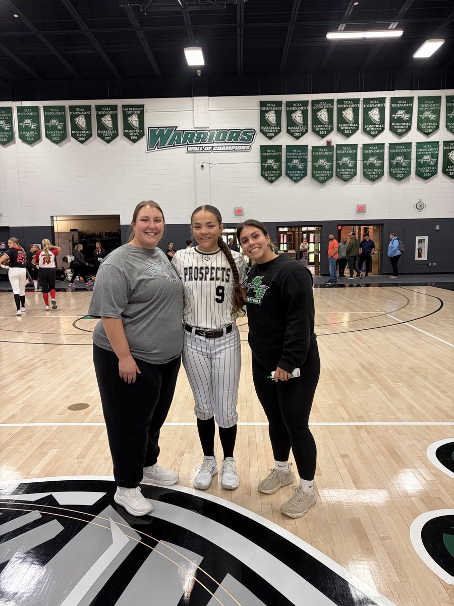 Rylee_zzz's tweet photo. Thank you so much @coachflegel and the rest of @WLCSoftball coaching staff for inviting me out to this great camp! It was a lot of fun and I loved learning more about the program and culture of WLC!
@ChiProspects16u @NCWHSsoftball https://t.co/ADV82YEjdL