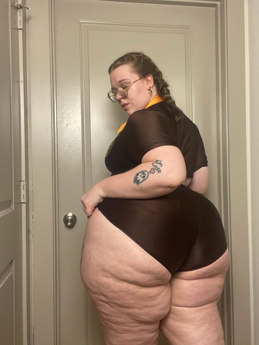 PlusSizeHub_1's tweet photo. Laney Blue https://t.co/s4EPNIvaks