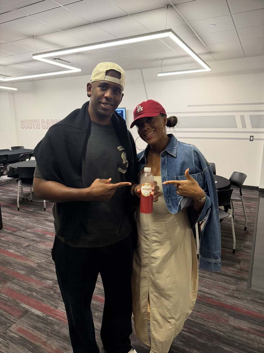 Ksessions_05's tweet photo. God is good !! The Point God tried PRESSence 😭🙏🏾🔥 https://t.co/6DgrfgF6fL