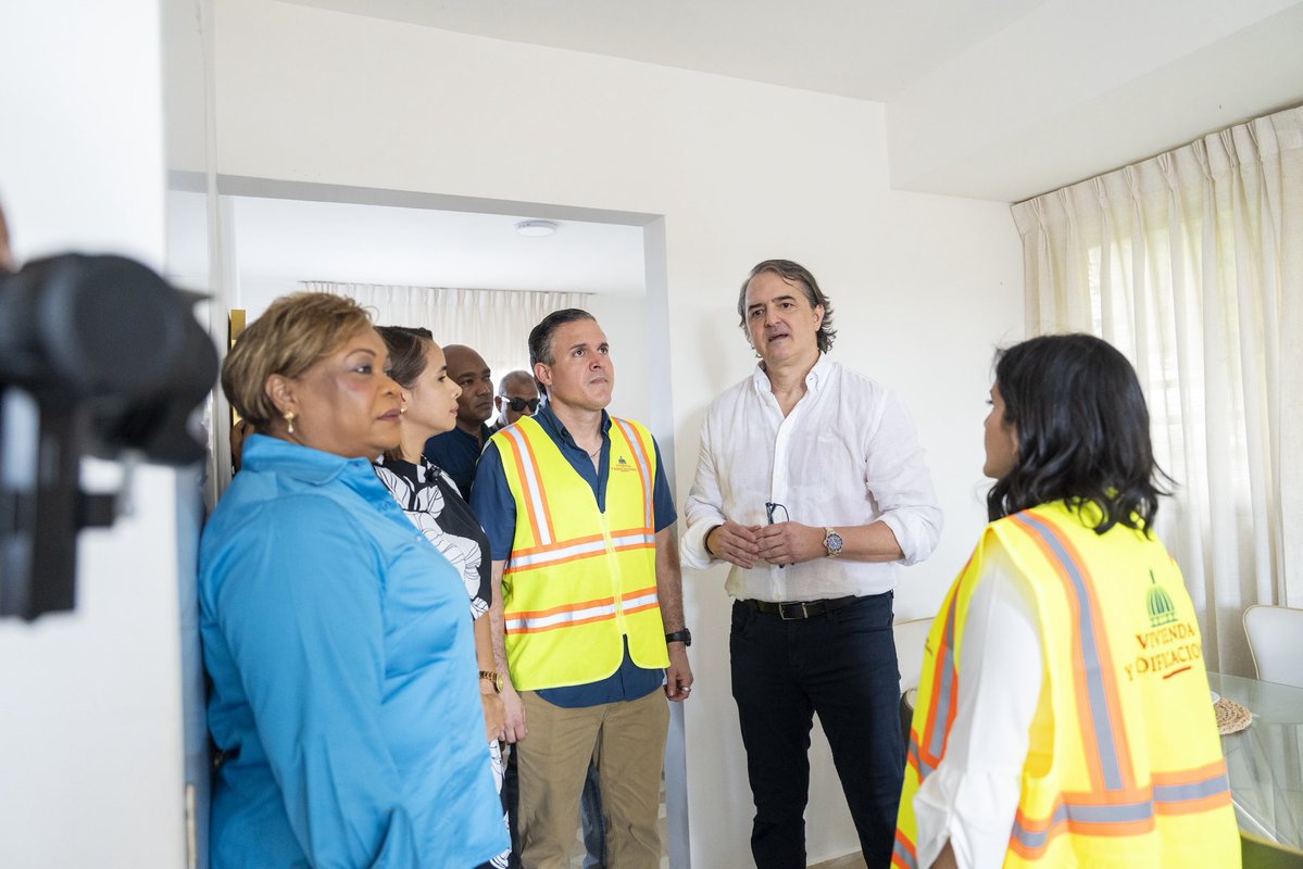 jeanluisrj's tweet photo. Damos inicio a una obra junto a @FonviviendaRD y con una alianza público-privada que impactará a 400 familias dominicanas y pasarán de inquilinos a propietarios de su hogar, con este proyecto: Residencial Las Acacias III en Santo Domingo Este.
⬇️ https://t.co/rg1VYhyXEj