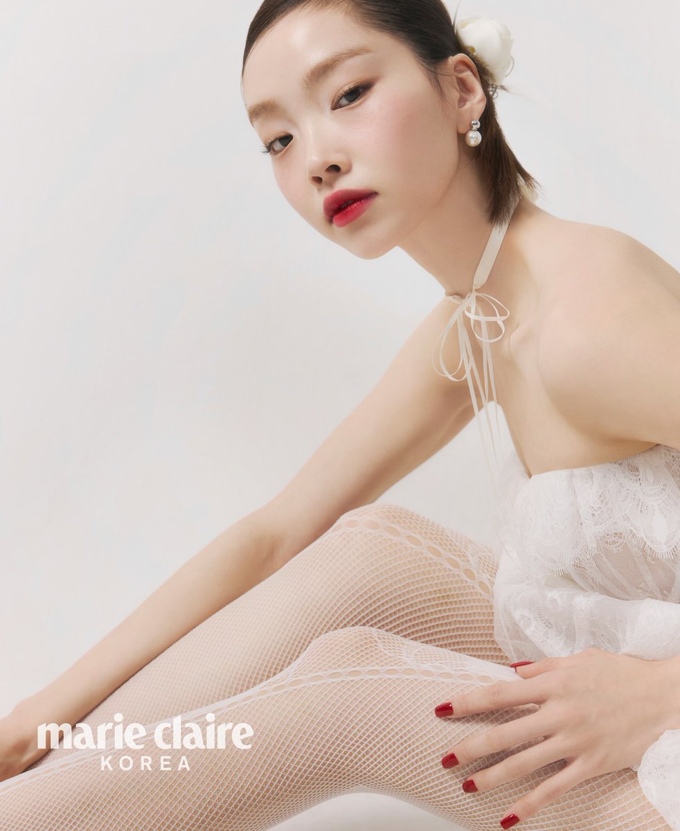 Christophehw2r's tweet photo. efot_shop

@marieclairekorea wedding editorial 🌹
Makeup – @happyrim
Hair – @dongkyu4158 https://t.co/XmXFfAlp9D