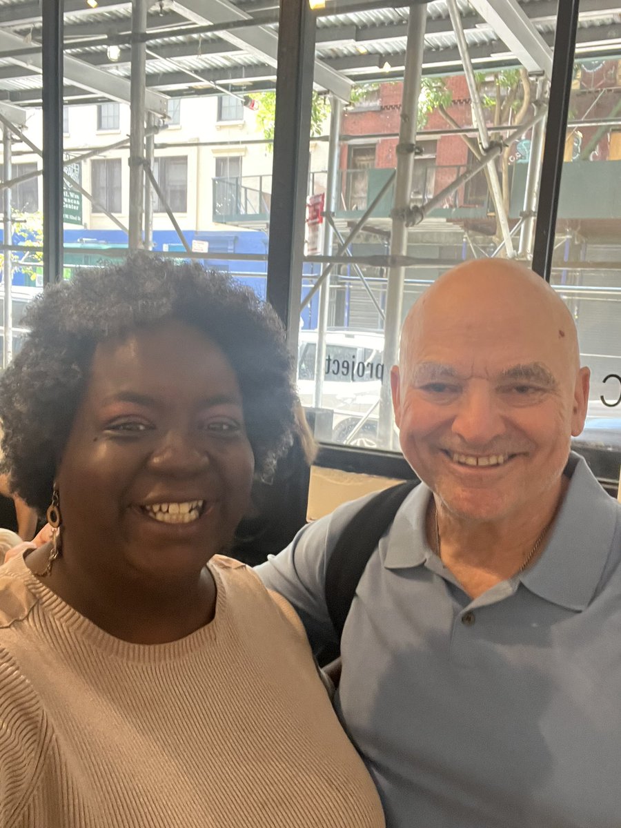 yaeunda's tweet photo. 🤩 This video represents some true pioneers who built out solutions for Blockchain and Crypto.

I’m glad they graced the room with their presence, knowledge, and support for digital transformation.

The legacy and how far we’ve come should be a movie in the making. 

These leaders traveled quite a distance to be with us. THANK YOU!

@BlockchainWeeks @loukerner