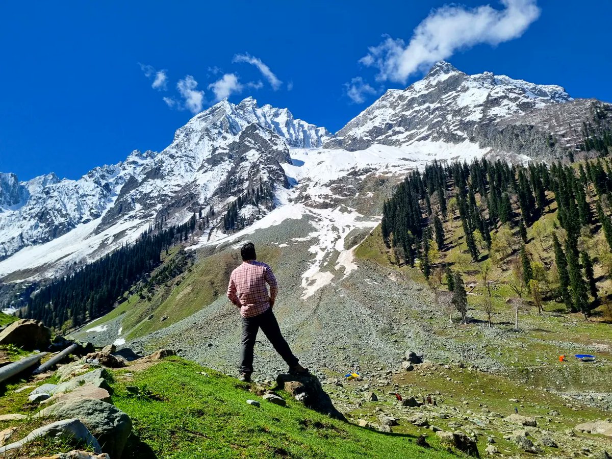 MarniDefeo's tweet photo. I lost my soul in the mountains. https://t.co/Ef7fwOzds7