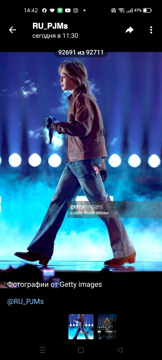 SZincenko59175's tweet photo. @TheePopCore JIMIN AT IHEARTRADIO FESTIVAL
GLOBAL POP STAR JIMIN
JIMIN X IHEART FESTIVAL
#JIMINxIHeartFestival
#JIMIN_IHEARTRADIO
#JIMINonIHeartRadioMusicFestival #ParkJimin is so handsome, elegant and talented #GLOBALITBOY shines bright like a diamond https://t.co/EhVUxzcIBD
