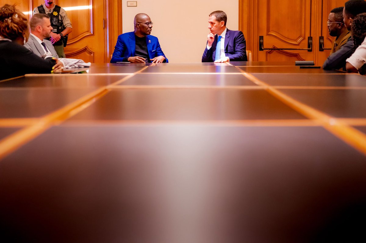 jidesanwoolu's tweet photo. I had a meeting with Mayor Daniel Lurie at San Francisco City Hall.

We spoke about potential areas of partnership between Lagos and San Francisco, especially around technology and sustainable growth. 

I look forward to building on this as we keep Lagos on the map as a top global destination for investment.
