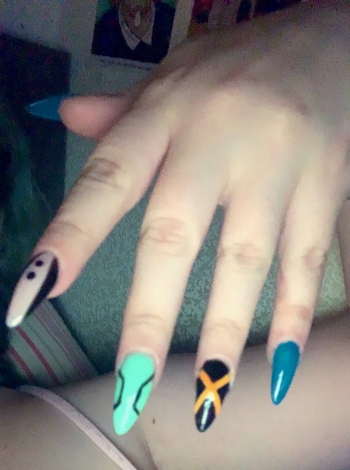 JamMeist3rr's tweet photo. #MyHeroAcadémia nails! High as fuck but still ate down https://t.co/so8avwYs21