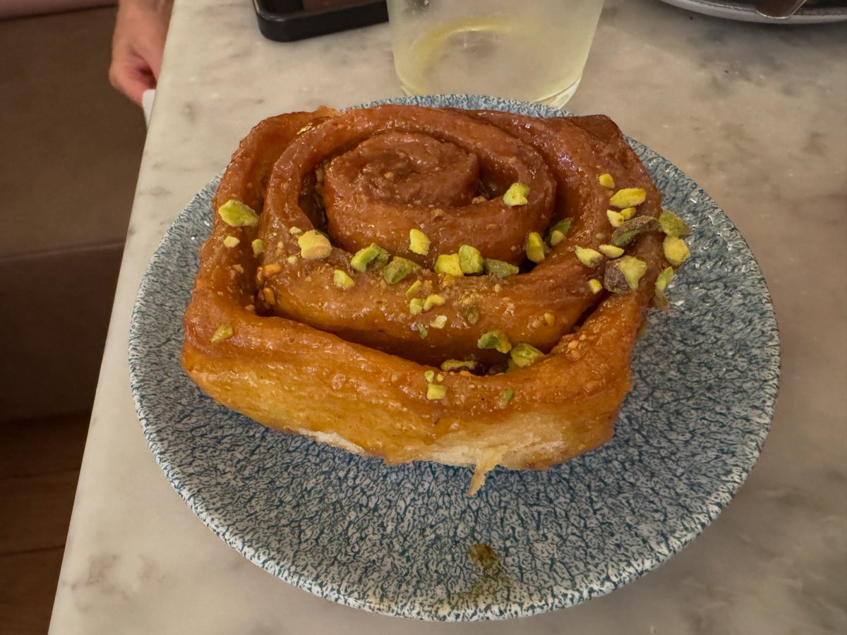 RavenBalotnad's tweet photo. Transported to Israel through breakfast at @mikesolomonov’s @kfar_philly! We enjoyed Jerusalem bagel with lox, cream cheese, and pickled onions; flaky bourekas; and a pistachio sticky bun. Outstanding food and service! https://t.co/54JdmJB8to