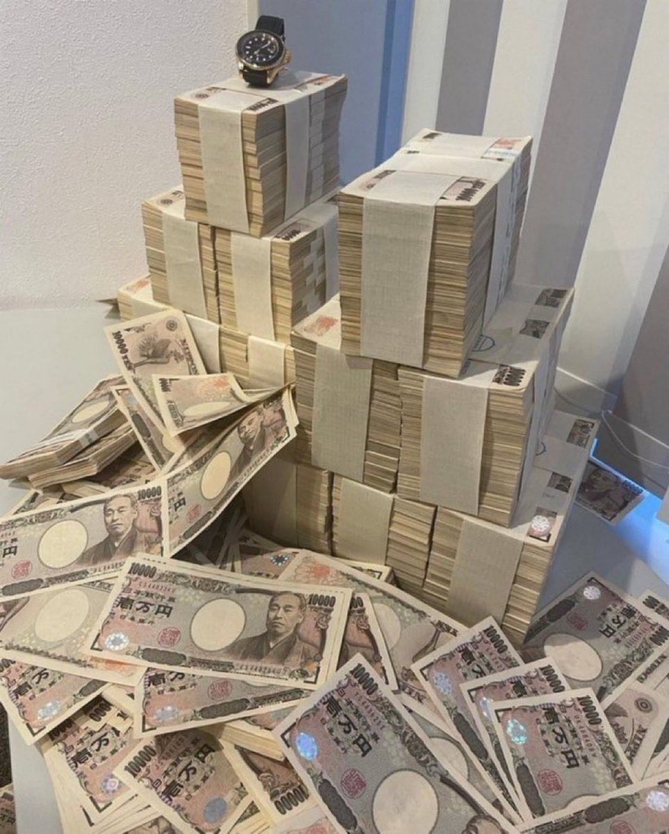 revayast's tweet photo. あのさぁ・・・

月いくらあれば生活できるの？

①35万
②70万
③もっと https://t.co/4QNvpvsHID