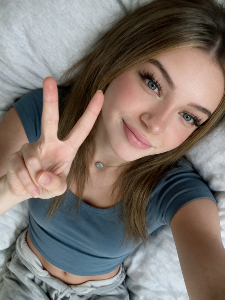 Lilly_bby18's tweet photo. hey, its my first post https://t.co/lcDLRqtYJm