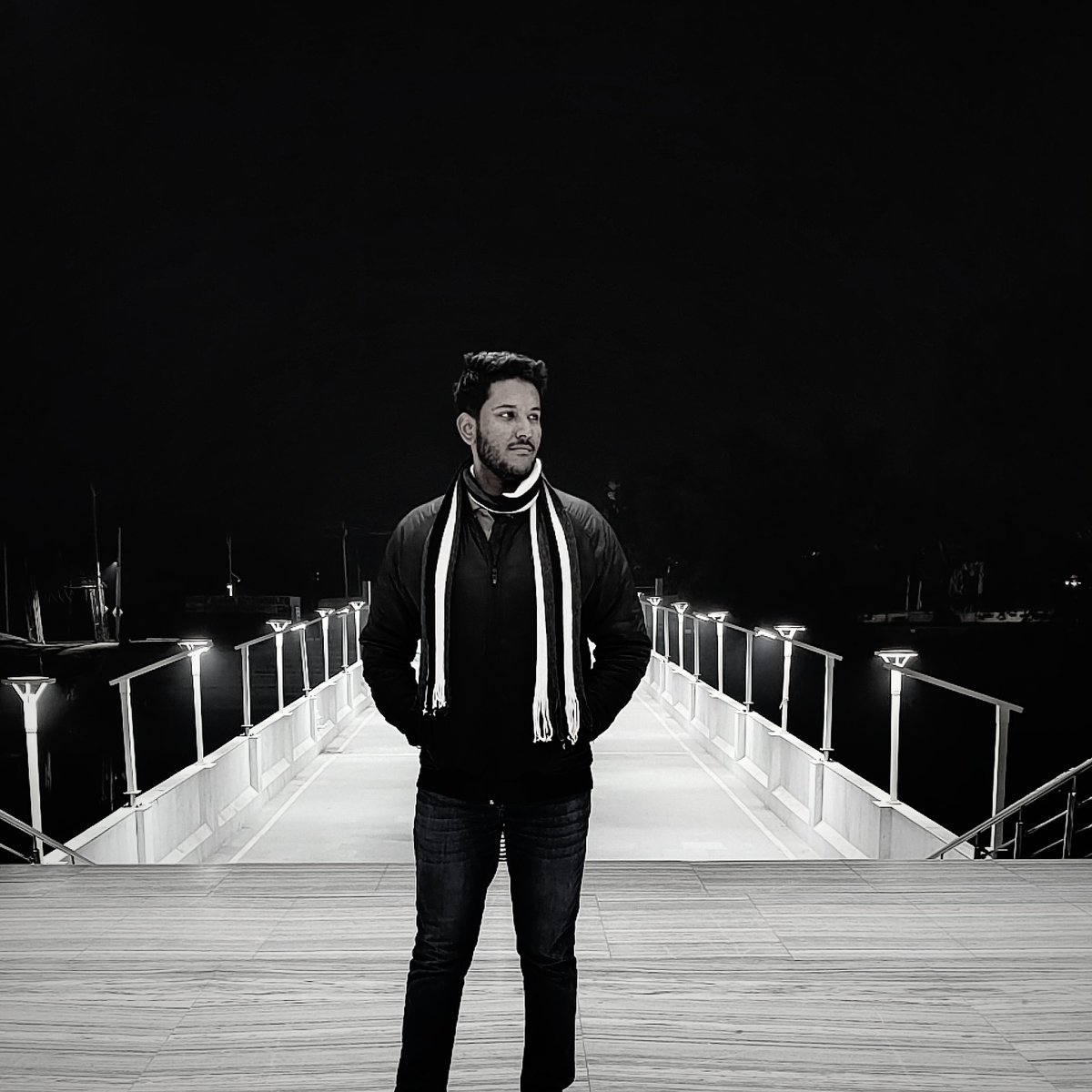 AnikaHandkins's tweet photo. Just a guy enjoying the winter atmosphere on this stunning marble floor. Nights like these are made for reflection and good times! https://t.co/SjObE4X6eK