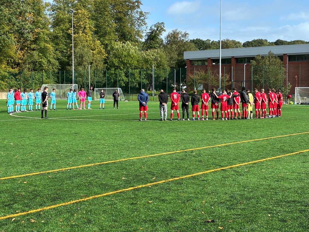 AntonineAFC's tweet photo. A minutes silence was held today in honour of big Antonine supporter and our managers dad, Jim Kelly, who passed earlier this week. 
Thank you to @GSCAms and the ref for participating. https://t.co/jkcm4rjqZx