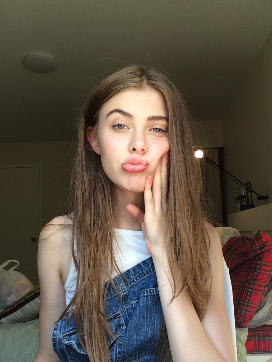 VictoriaYoxar's tweet photo. I enjoy helping others, but I have "too big of a heart". https://t.co/EEcBDbqd0T