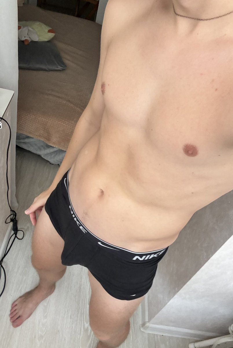 thatboyhere1's tweet photo. Just another body pic https://t.co/7XOy2nUzjy