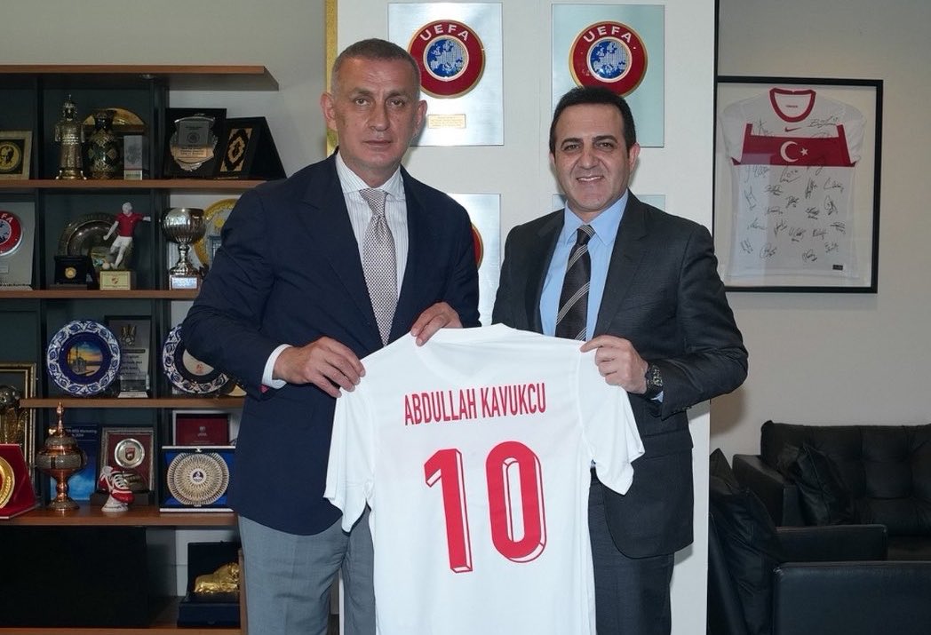 altunterimos1's tweet photo. Gül gül..
Son gülen iyi güler! https://t.co/dv2Dq0FPkW