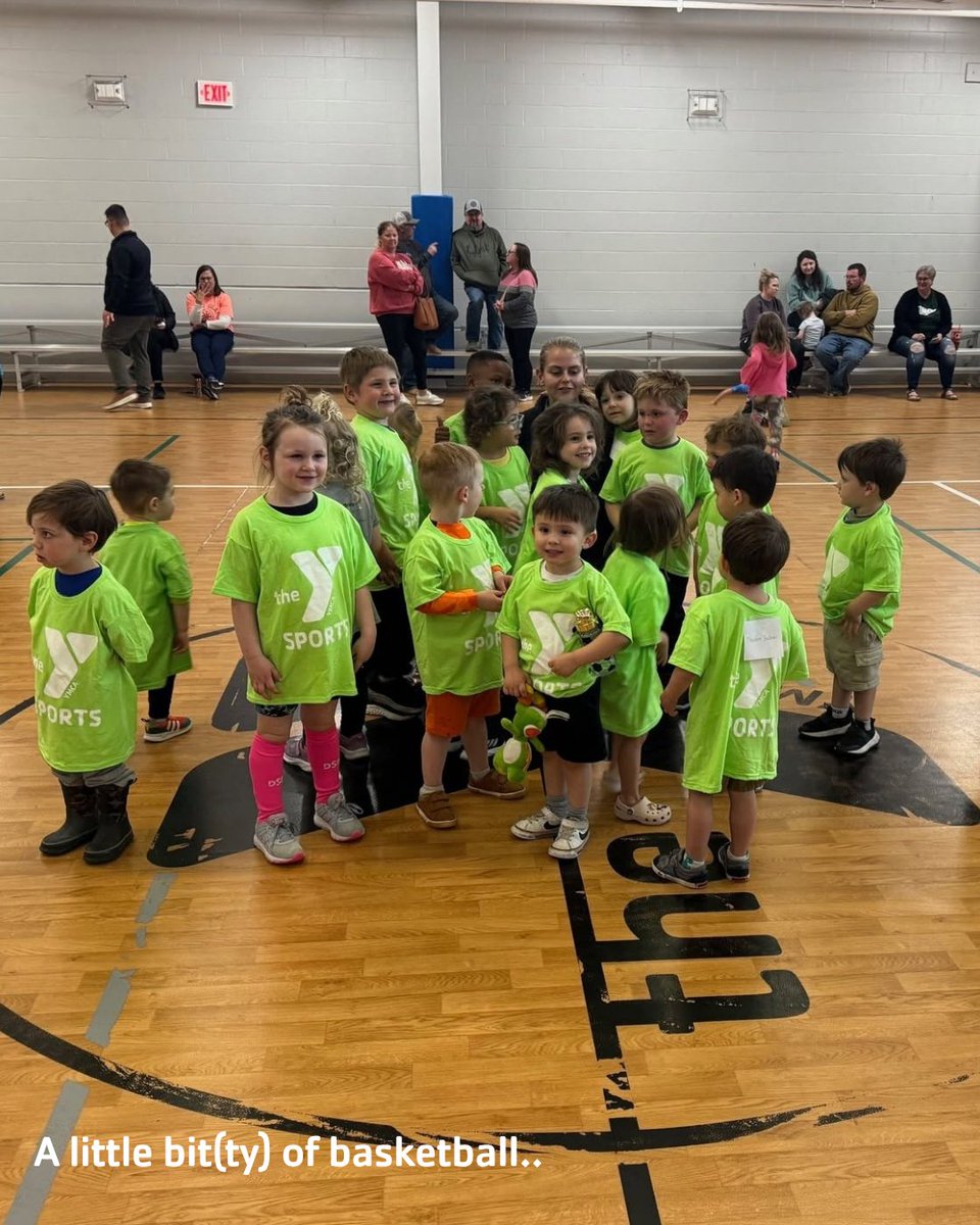KansasCityYMCA's tweet photo. A little bitty of this, a little bitty of that. 🤏💙

⚾ A little Bitty Baseball
🏀 A little Bitty Basketball
🏈 A little Bitty Flag Football

Because trying new things is half the fun! 

Register today: https://t.co/ze0hXcKpp7

#YMCAofKC #YKCConnects #BittySports https://t.co/x8mF6Jm8Vr