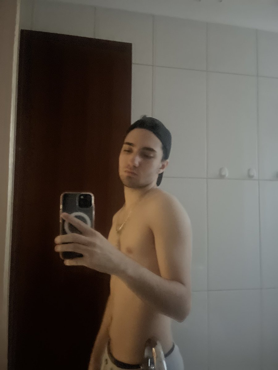 orbityiew's tweet photo. stream bass persuades https://t.co/rYapRNtgr9