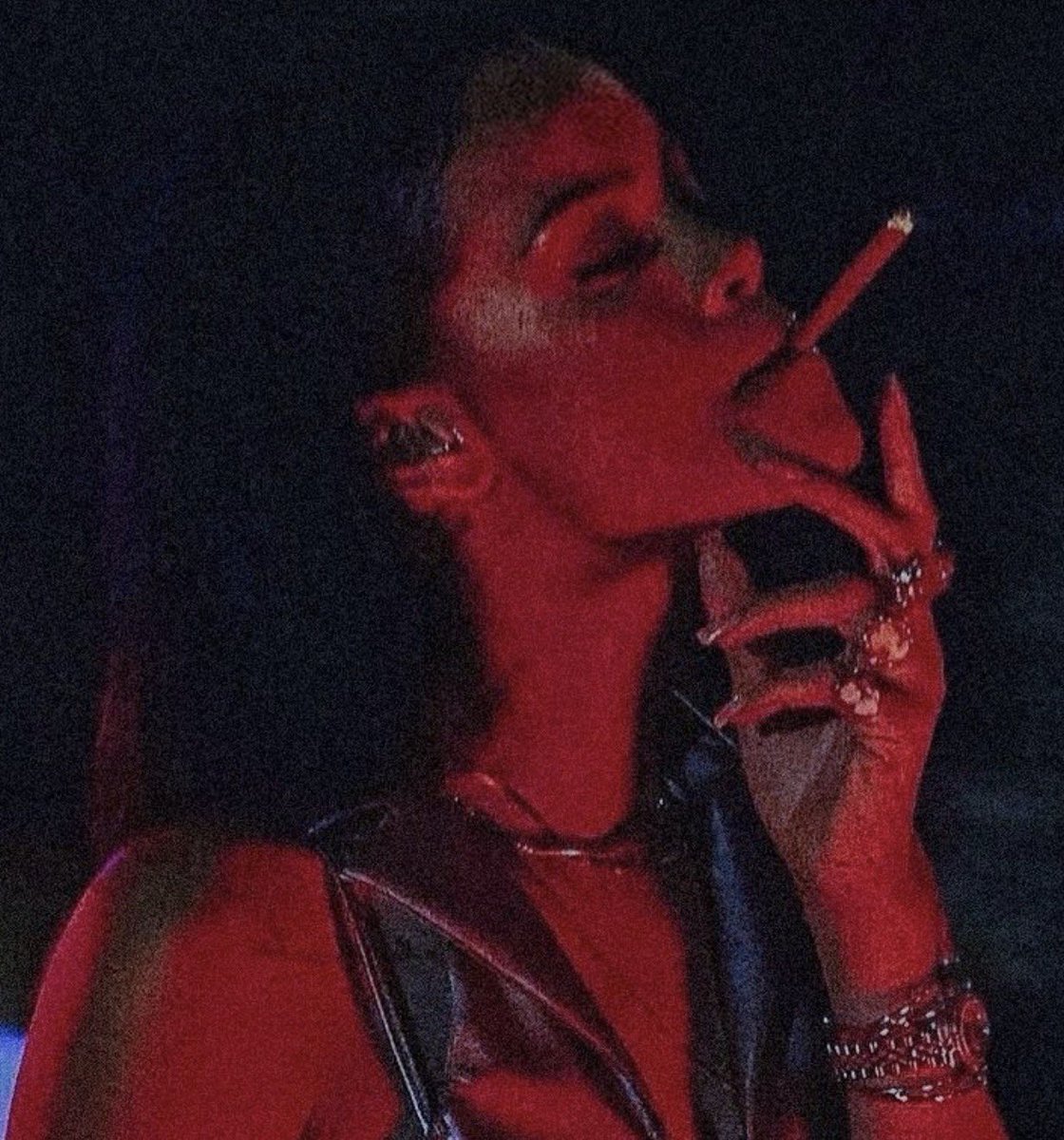 jamesjointblvd's tweet photo. rihanna for anti, 2016. https://t.co/Byva4pRCfX