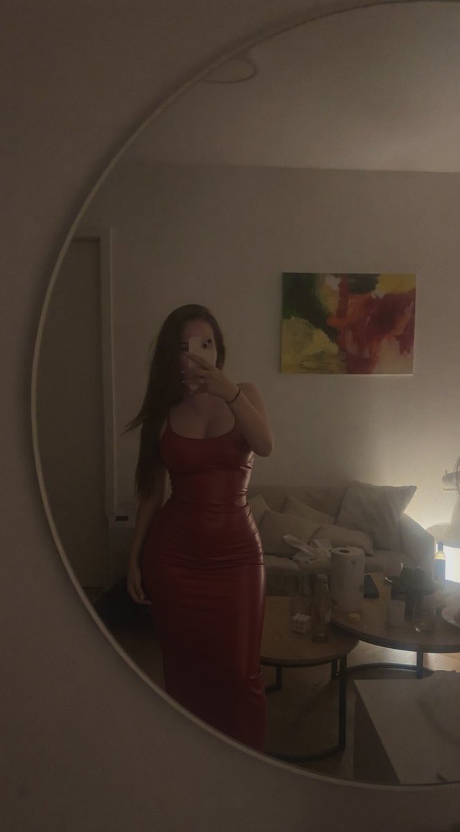 goddessectlolli's tweet photo. Na wirst du schön schwach🥵
Rote Versuchung. Deine Karte brennt schon, oder?🤣
Du starrst, ich kassiere. Fairer Deal, oder?

•findom •Herrin •geldsklave https://t.co/RGgdVkbK9z