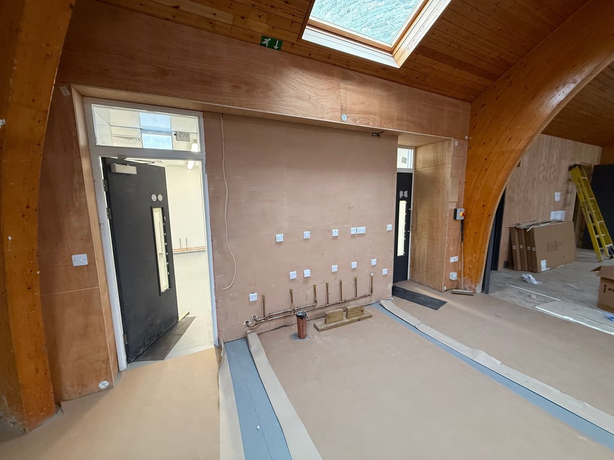 CanUcheldreCtr's tweet photo. #UKGovernment #ArtsCouncilOfWales #CommunityFacilitiesProgramme #GrosvenorConstruction #culturalandheritage #transformation https://t.co/4434GjO6KJ