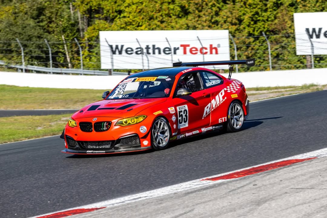 MandyPhilb8q's tweet photo. GT1 &amp; GT2 race cars take on the hairpin in Ontario. https://t.co/bhYeRML9YB